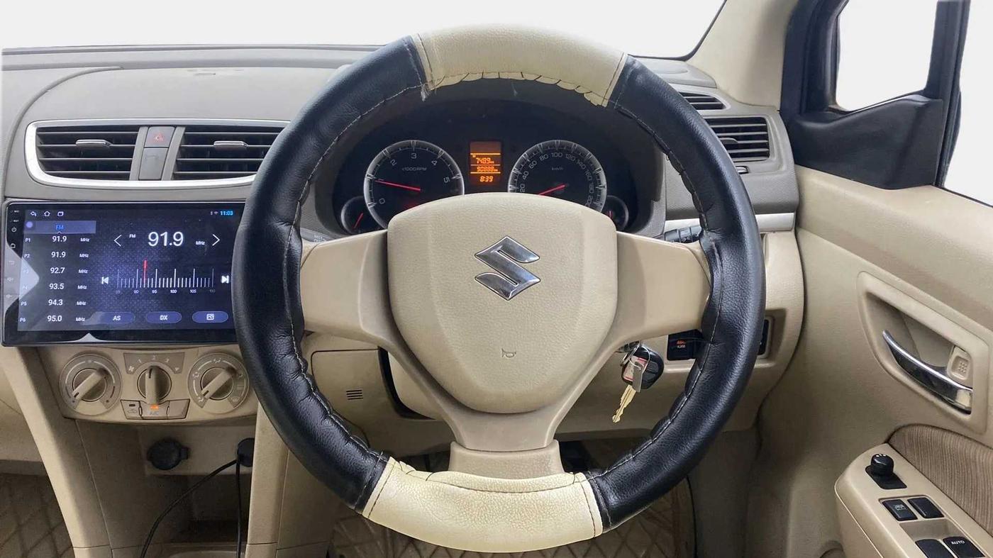 2014 Maruti Ertiga VDI, Diesel, Manual, 90,881 km, Steering Wheel Close Up
