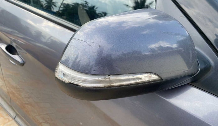 2016 Hyundai Creta E PLUS 1.6 PETROL, Petrol, Manual, 78,152 km, Right rear-view mirror - Indicator light has minor damage