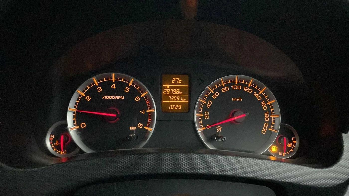 2014 Maruti Swift ZXI, Petrol, Manual, 73,176 km, Odometer Image