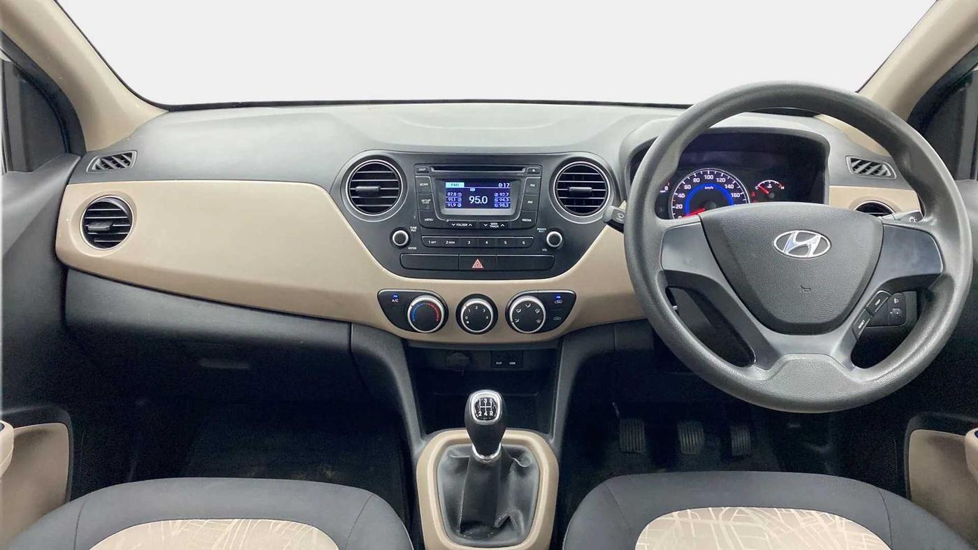 2014 Hyundai Grand i10 SPORTZ 1.2 KAPPA VTVT, Petrol, Manual, 86,593 km, Dashboard