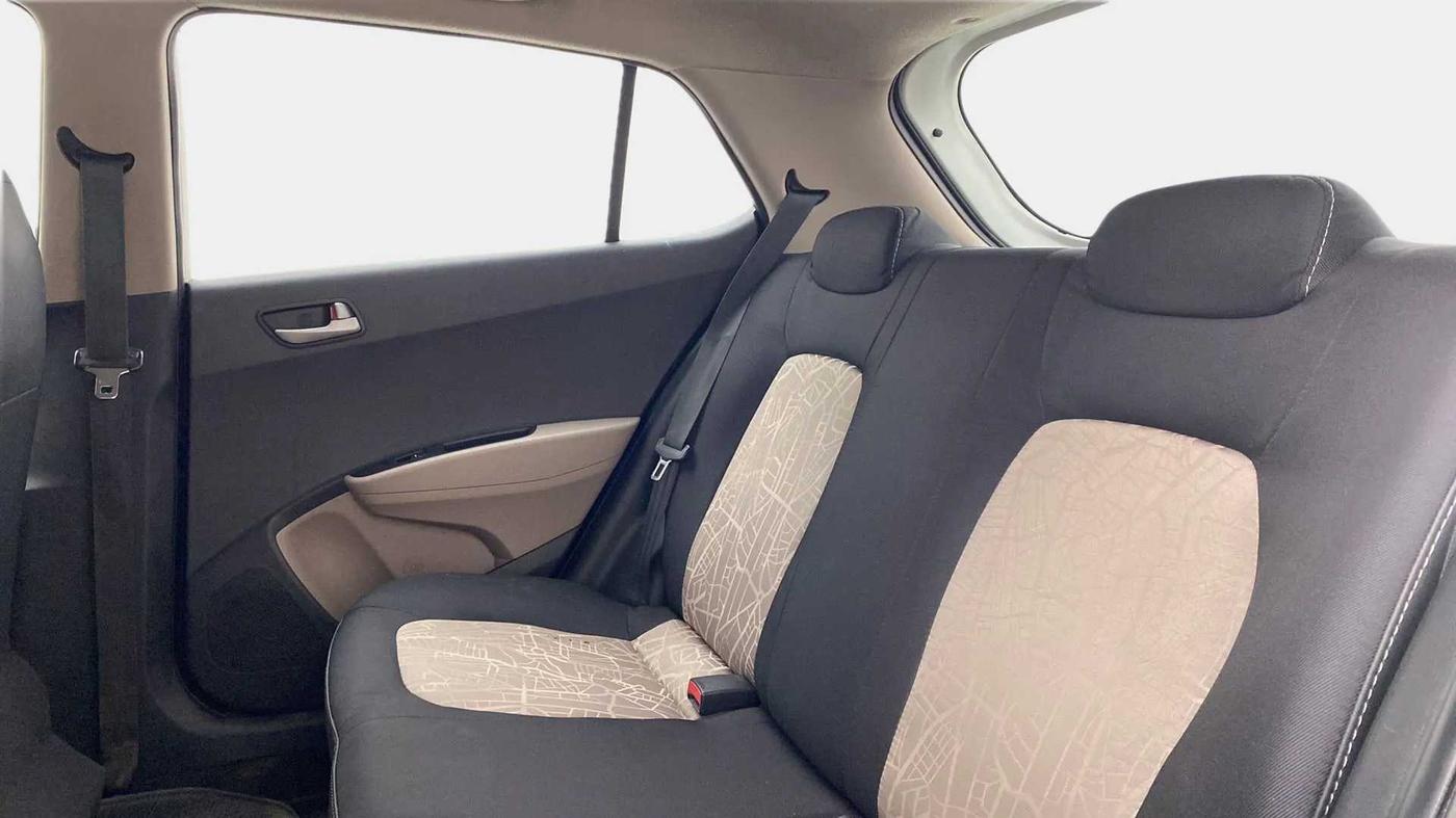 2014 Hyundai Grand i10 SPORTZ 1.2 KAPPA VTVT, Petrol, Manual, 86,593 km, Right Side Rear Door Cabin