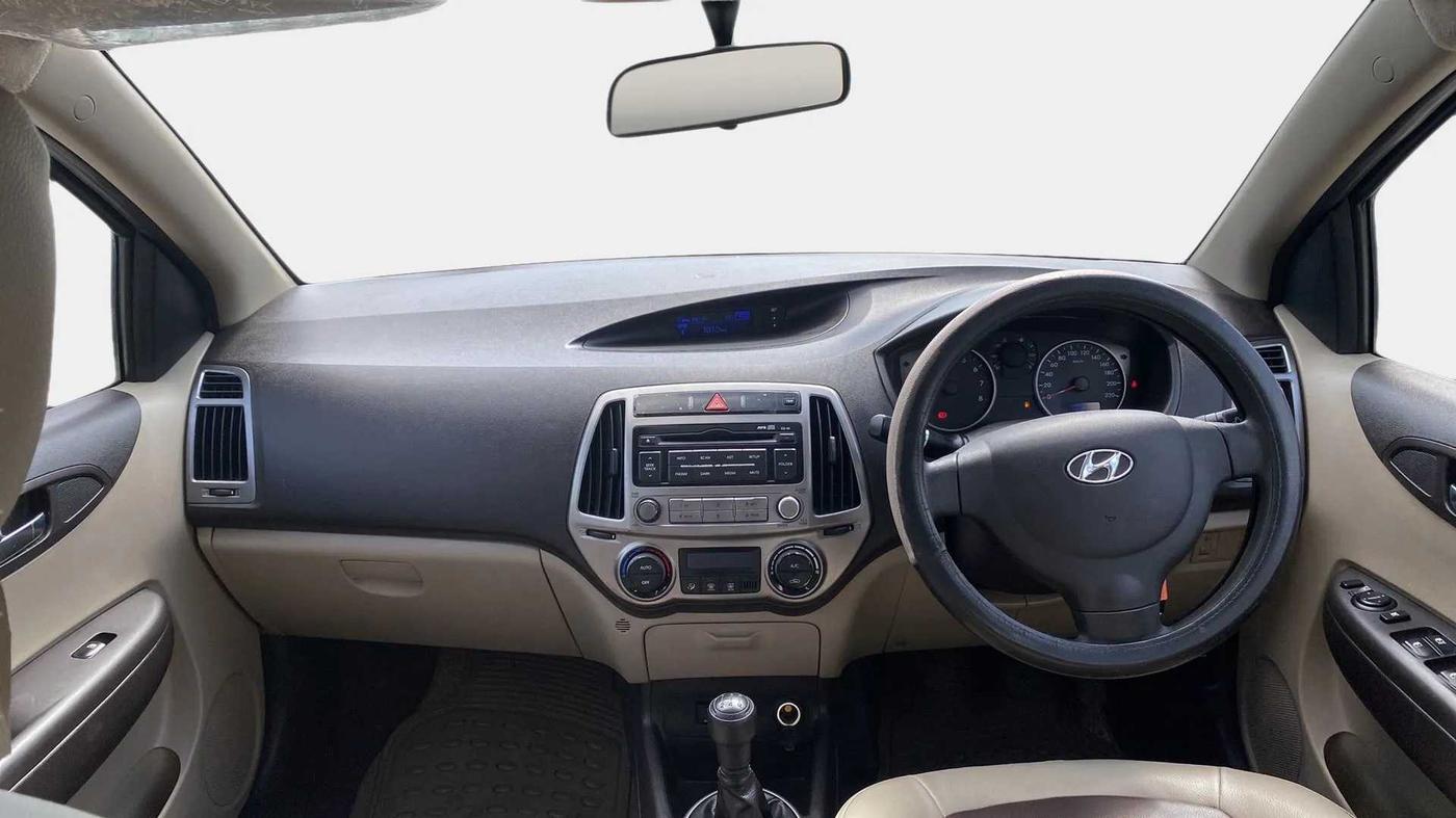 2013 Hyundai i20 MAGNA 1.2, Petrol, Manual, 44,229 km, Dashboard