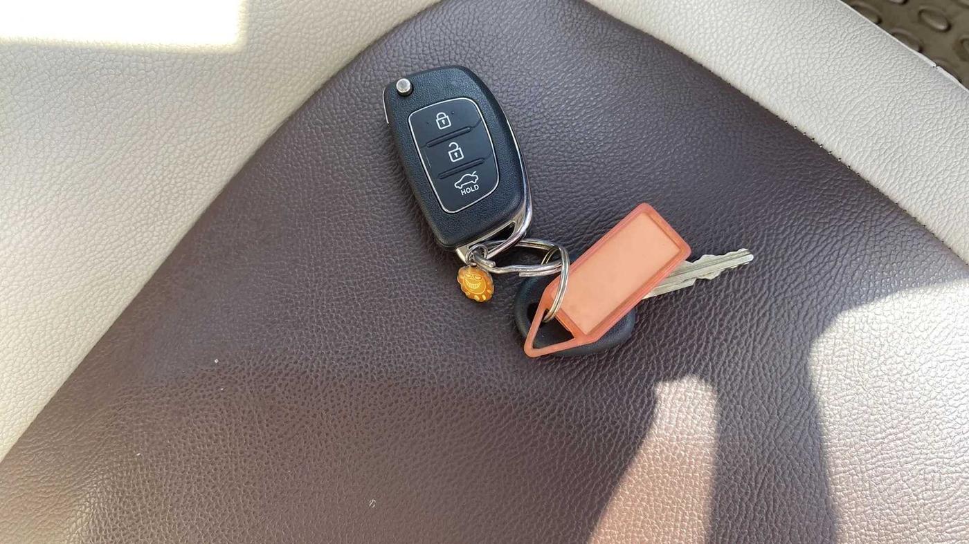 2013 Hyundai i20 MAGNA 1.2, Petrol, Manual, 44,229 km, Key Close Up