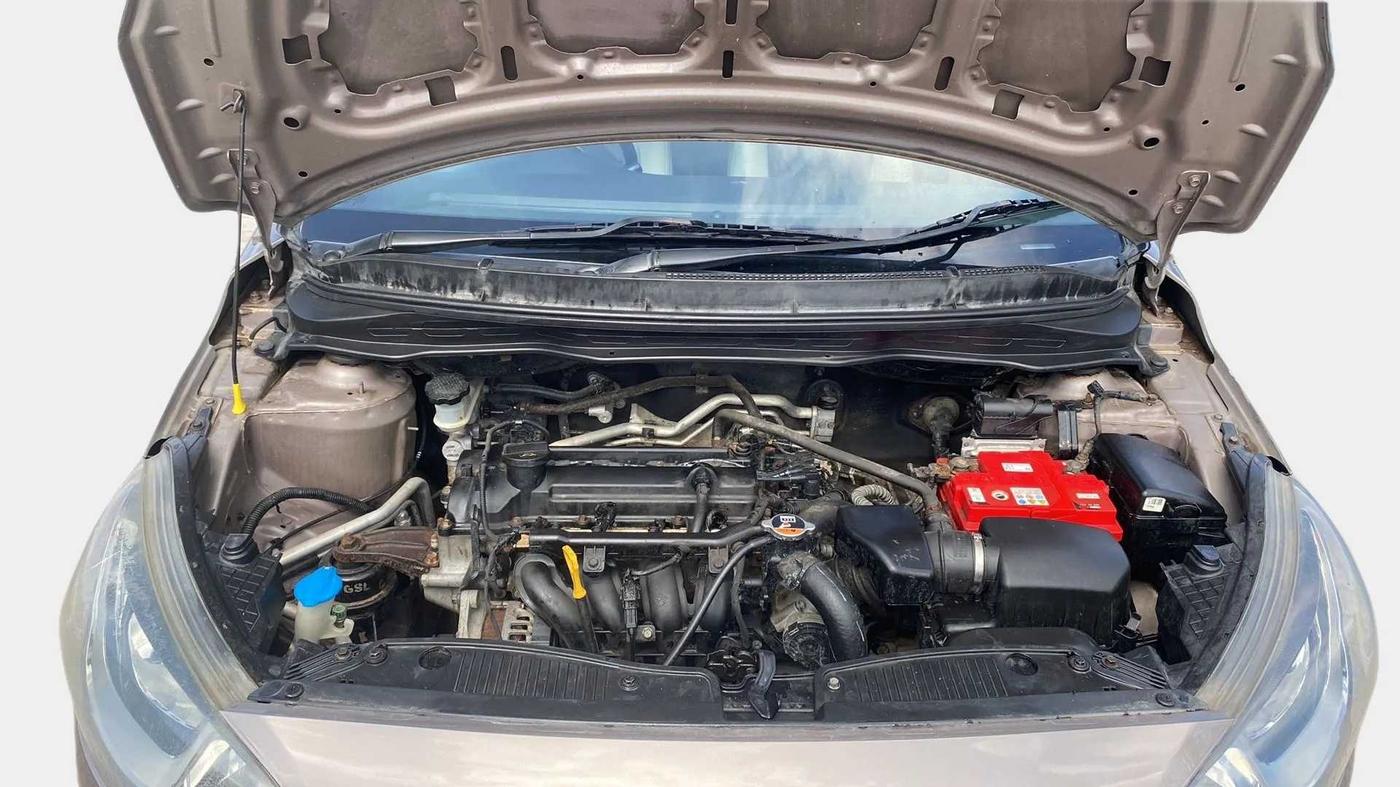 2013 Hyundai i20 MAGNA 1.2, Petrol, Manual, 44,229 km, Open Bonet