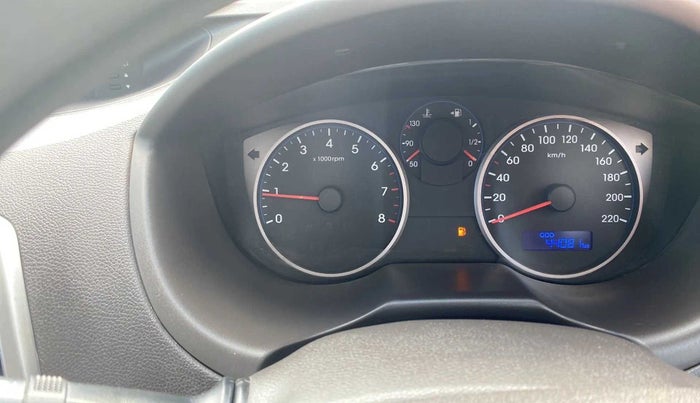 2013 Hyundai i20 MAGNA 1.2, Petrol, Manual, 44,229 km, Odometer Image