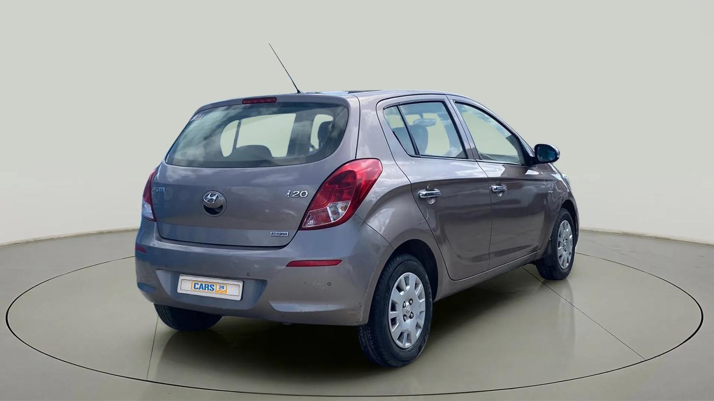 2013 Hyundai i20 MAGNA 1.2, Petrol, Manual, 44,229 km, Right Back Diagonal