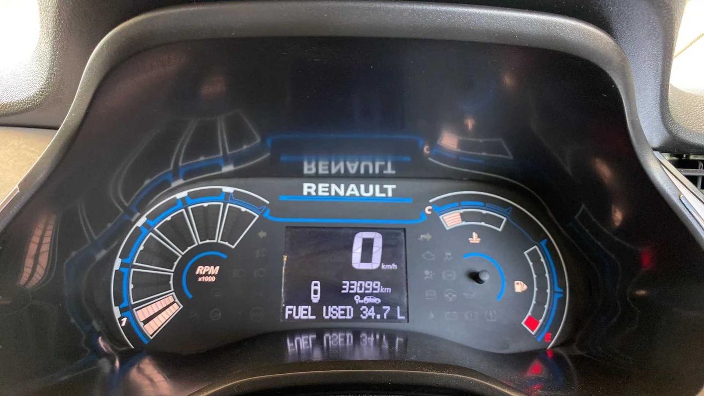 2021 Renault TRIBER RXZ DUAL TONE, Petrol, Manual, 33,176 km, Odometer Image