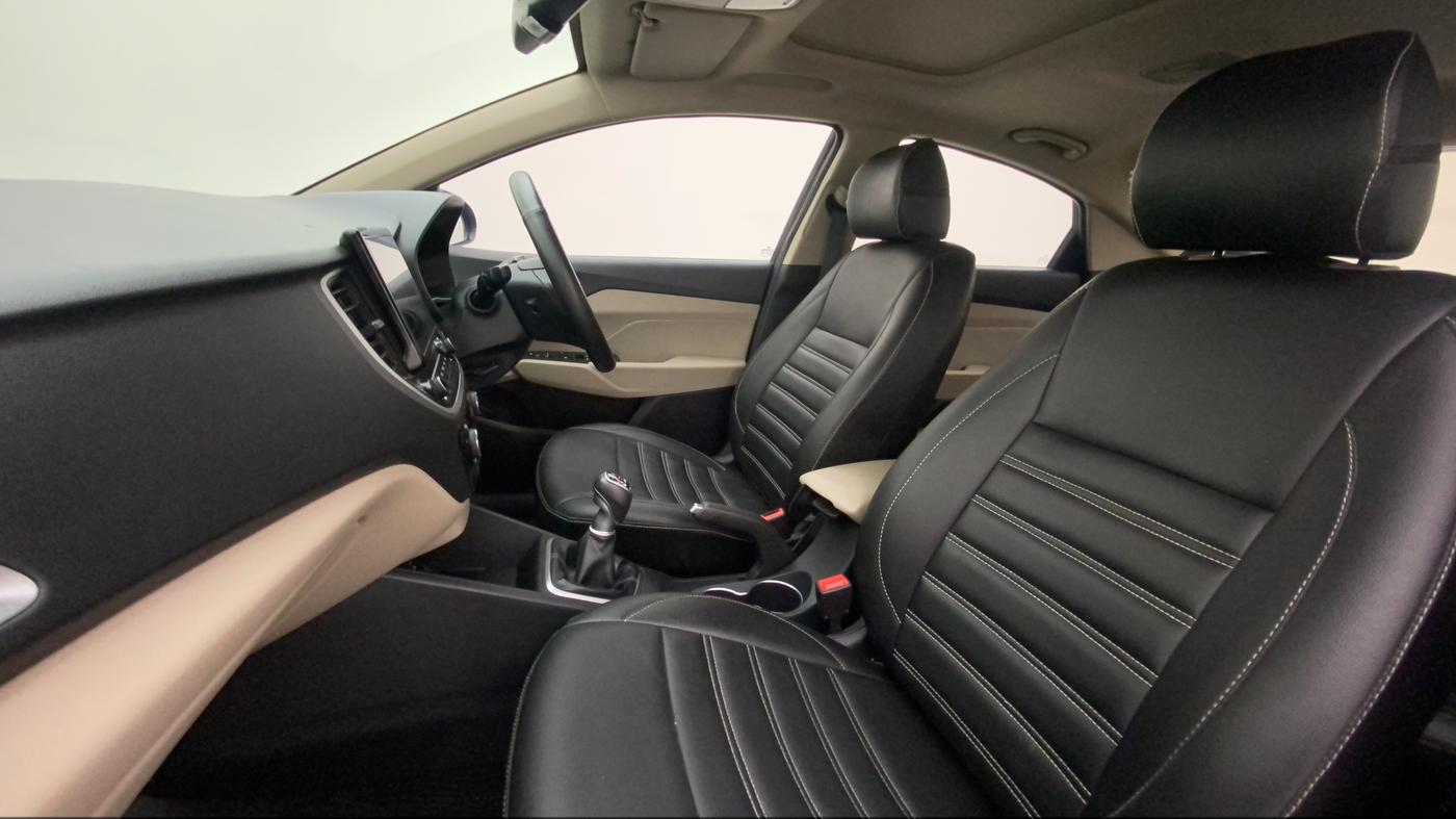 2020 Hyundai Verna SX 1.5 VTVT, Petrol, Manual, 46,866 km, Right Side Front Door Cabin