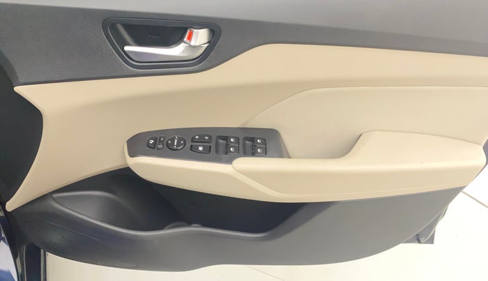 2020 Hyundai Verna SX 1.5 VTVT, Petrol, Manual, 46,866 km, Driver Side Door Panels Control