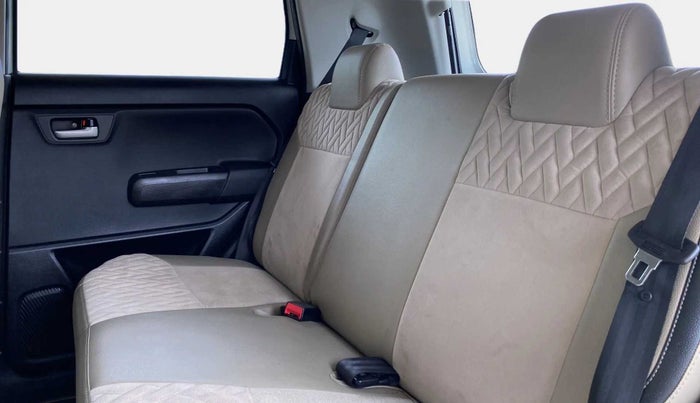 2019 Maruti New Wagon-R VXI 1.2, Petrol, Manual, 35,860 km, Right Side Rear Door Cabin