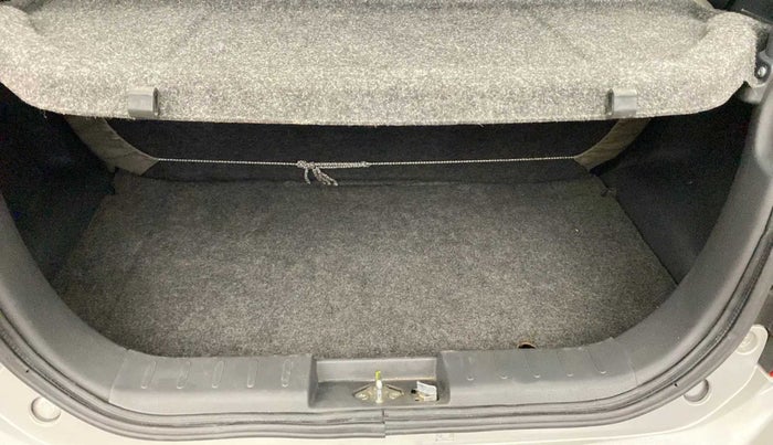 2016 Maruti Alto K10 VXI, Petrol, Manual, 31,224 km, Boot Inside