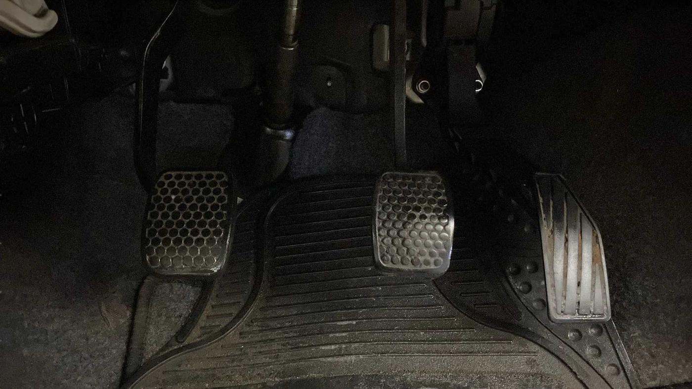 2016 Maruti Alto K10 VXI, Petrol, Manual, 31,224 km, Pedals