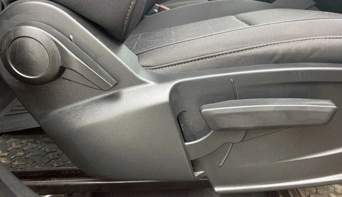 2023 Tata PUNCH CREATIVE  MT, Petrol, Manual, 9,112 km, Driver Side Adjustment Panel