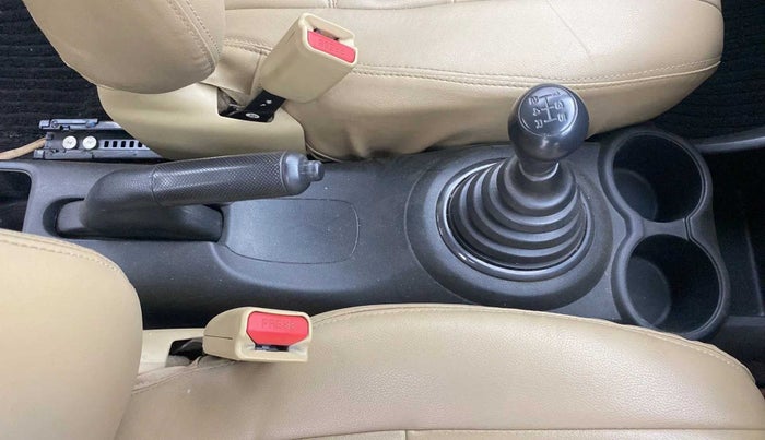 2015 Honda Amaze 1.2L I-VTEC E, Petrol, Manual, 98,059 km, Gear Lever