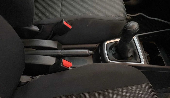 2022 Maruti Swift LXI, Petrol, Manual, 5,530 km, Gear Lever