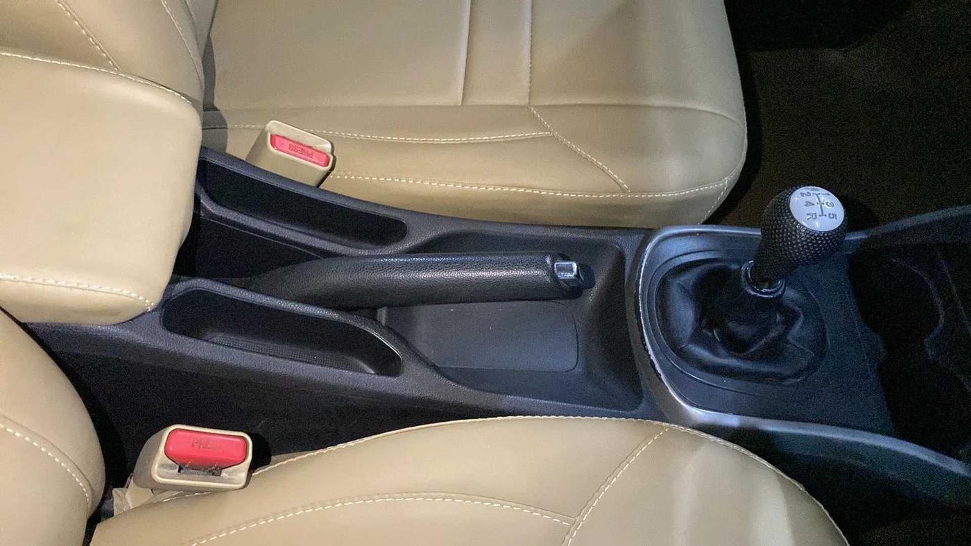 2016 Honda City 1.5L I-VTEC SV, Petrol, Manual, 87,238 km, Gear Lever