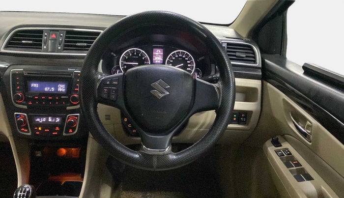 2016 Maruti Ciaz ZXI, Petrol, Manual, 82,952 km, Steering Wheel Close Up