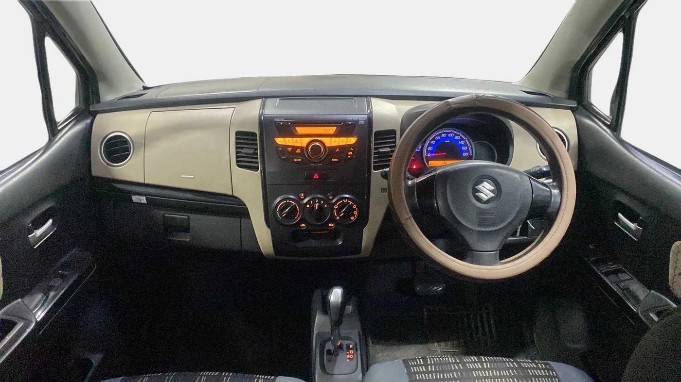 2017 Maruti Wagon R 1.0 VXI + (O) AMT, Petrol, Automatic, 55,172 km, Dashboard