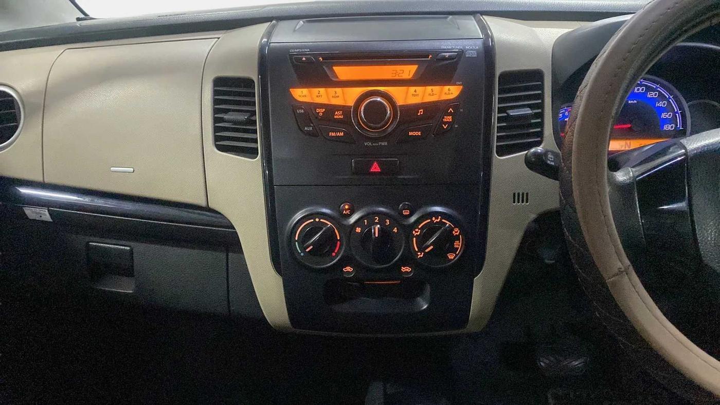 2017 Maruti Wagon R 1.0 VXI + (O) AMT, Petrol, Automatic, 55,172 km, Air Conditioner