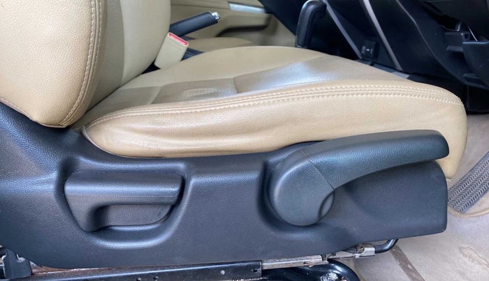 2017 Honda City 1.5L I-VTEC VX CVT, Petrol, Automatic, 90,909 km, Driver Side Adjustment Panel