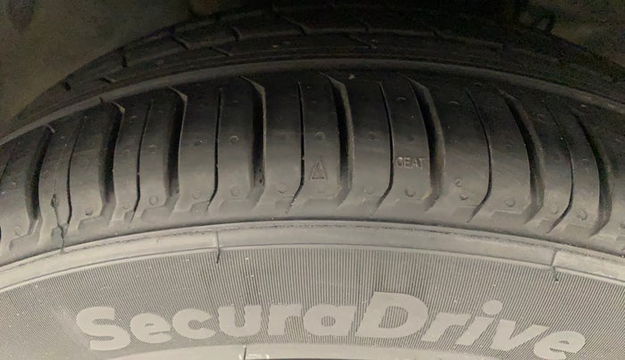 2021 Tata TIGOR XZ PLUS PETROL, Petrol, Manual, 20,219 km, Right Front Tyre Tread