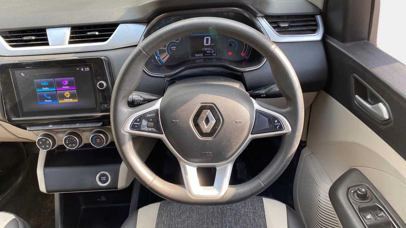 2021 Renault TRIBER RXZ, Petrol, Manual, 52,413 km, Steering Wheel Close Up