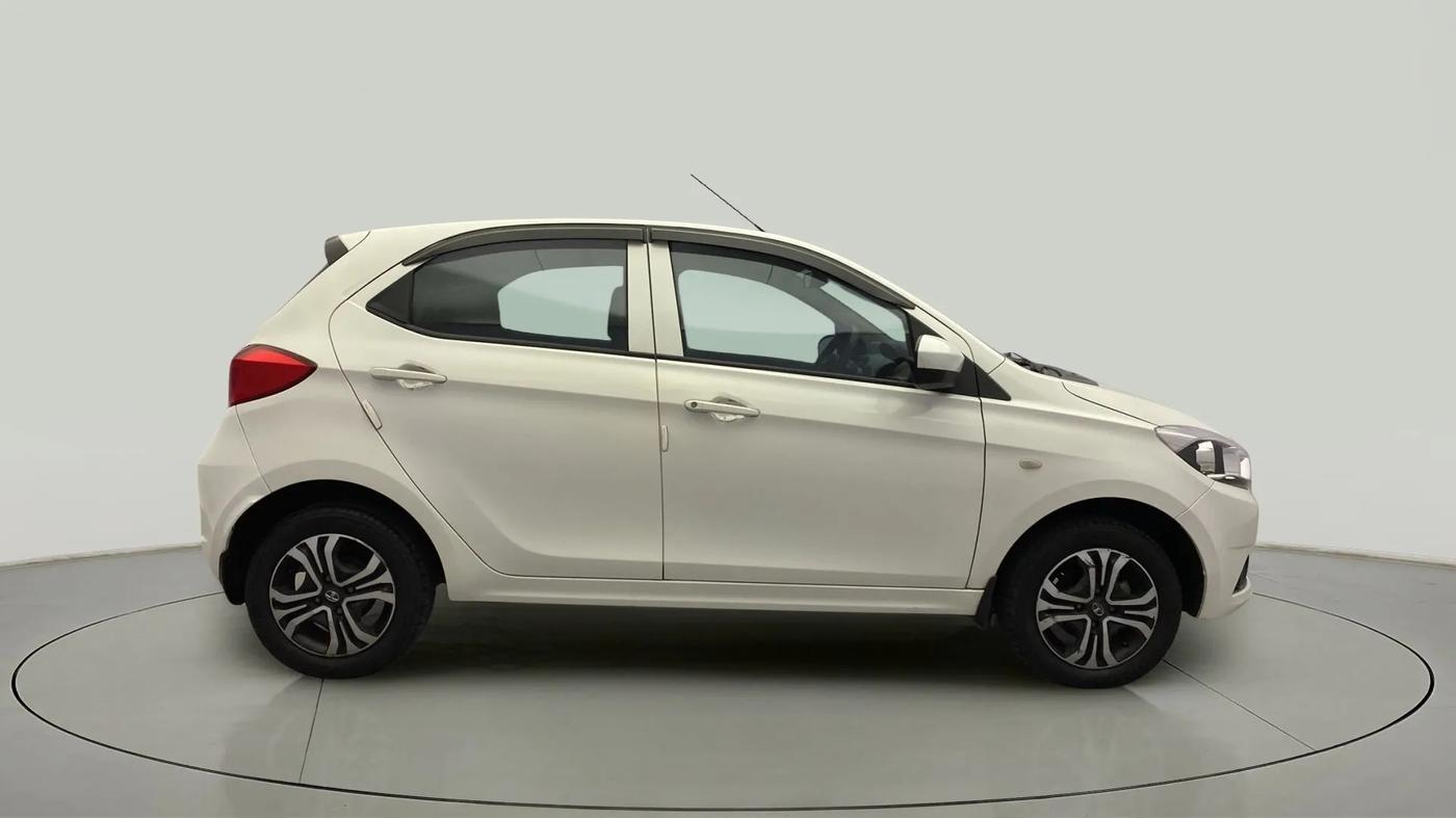 2019 Tata Tiago XZA PETROL, Petrol, Automatic, 37,087 km, Right Side View