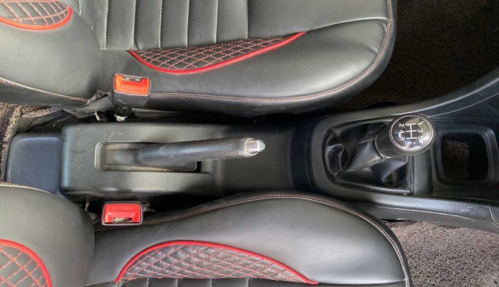 2016 Maruti Swift VDI, Diesel, Manual, 82,058 km, Gear Lever