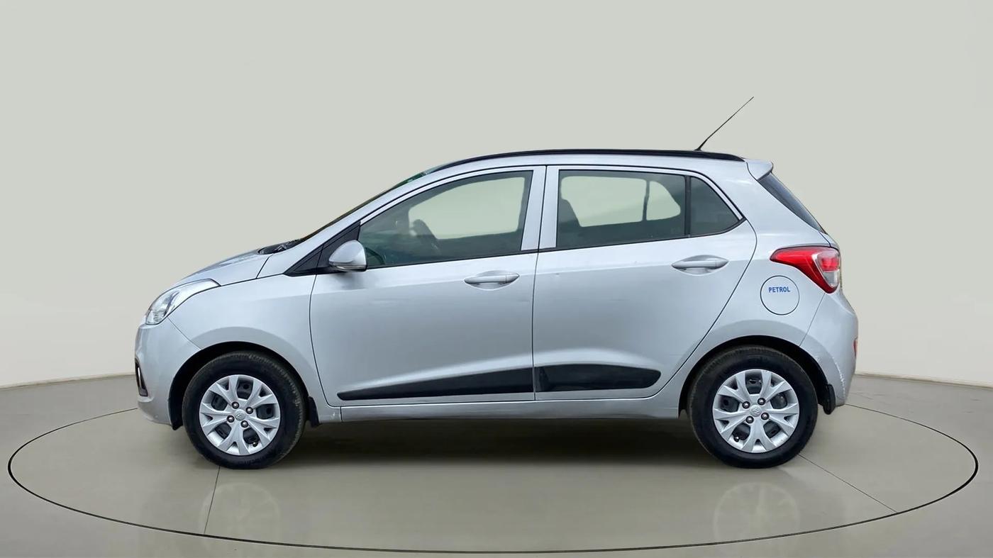2016 Hyundai Grand i10 SPORTZ 1.2 KAPPA VTVT, Petrol, Manual, 24,438 km, Left Side