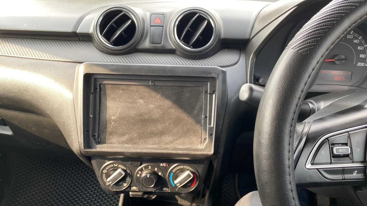 2019 Maruti Swift LXI, Petrol, Manual, 18,679 km, Air Conditioner