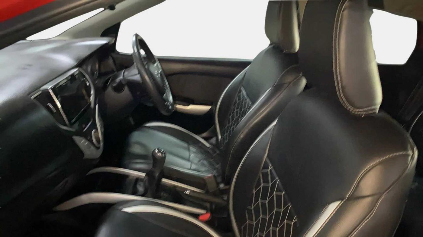 2017 Maruti Baleno ALPHA PETROL 1.2, Petrol, Manual, 28,187 km, Right Side Front Door Cabin