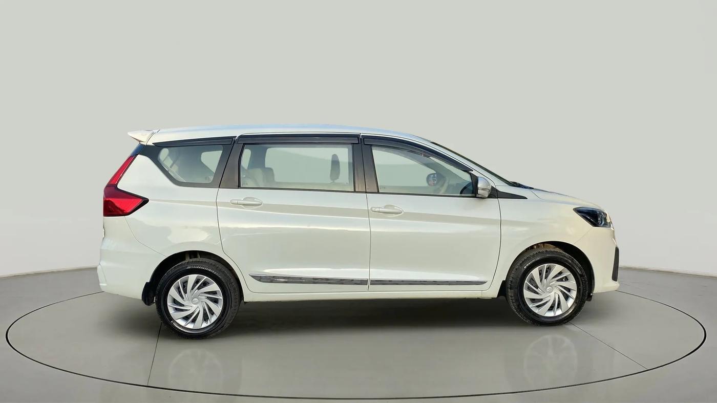 2023 Maruti Ertiga VXI AT SHVS, Petrol, Automatic, 13,600 km, Right Side View