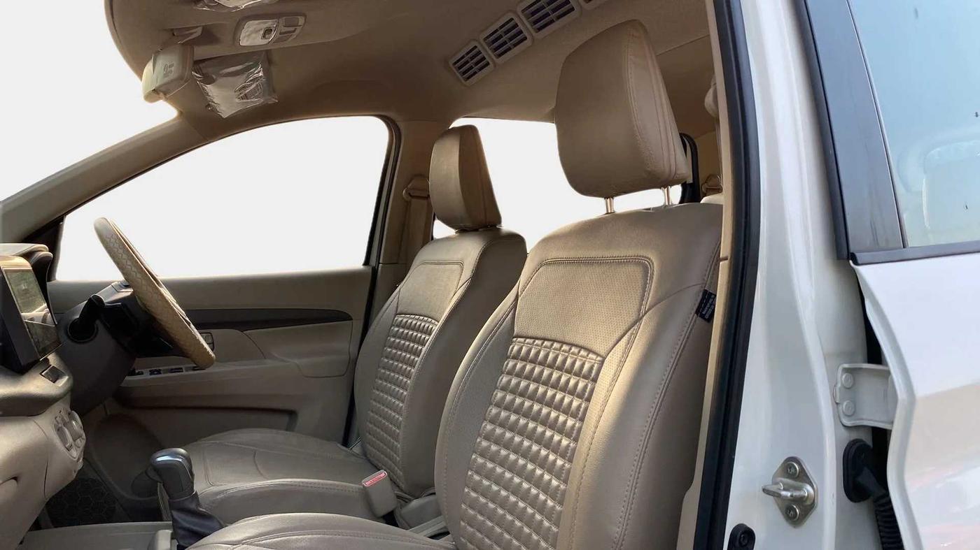 2023 Maruti Ertiga VXI AT SHVS, Petrol, Automatic, 13,600 km, Right Side Front Door Cabin