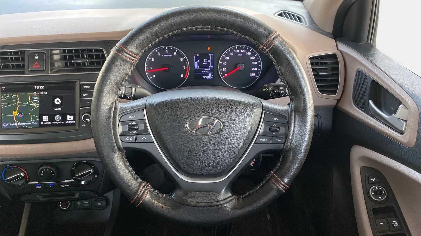 2020 Hyundai Elite i20 SPORTZ PLUS 1.2, Petrol, Manual, 47,168 km, Steering Wheel Close Up