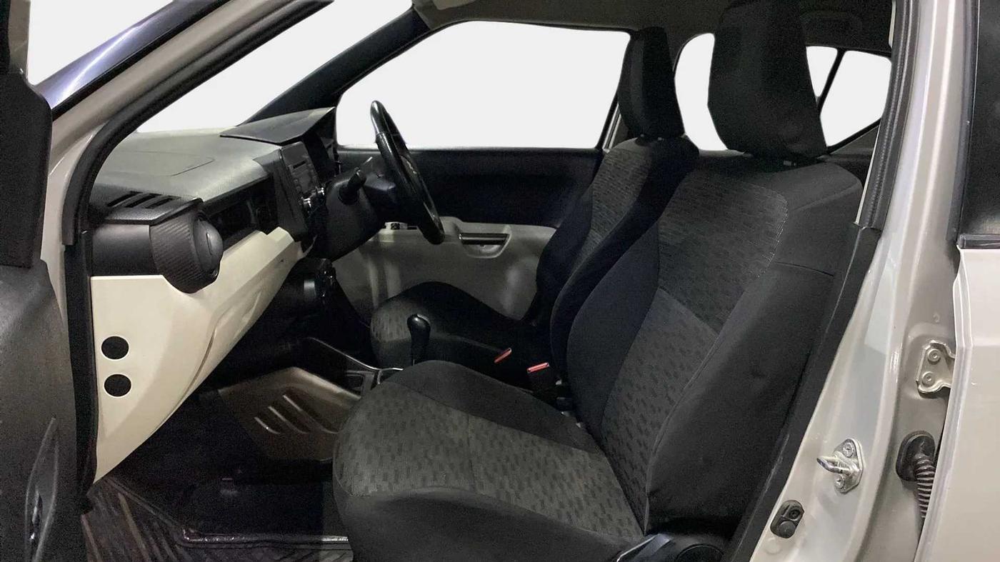 2017 Maruti IGNIS DELTA 1.2 AMT, Petrol, Automatic, 80,205 km, Right Side Front Door Cabin