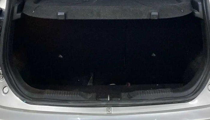 2017 Maruti IGNIS DELTA 1.2 AMT, Petrol, Automatic, 80,205 km, Boot Inside