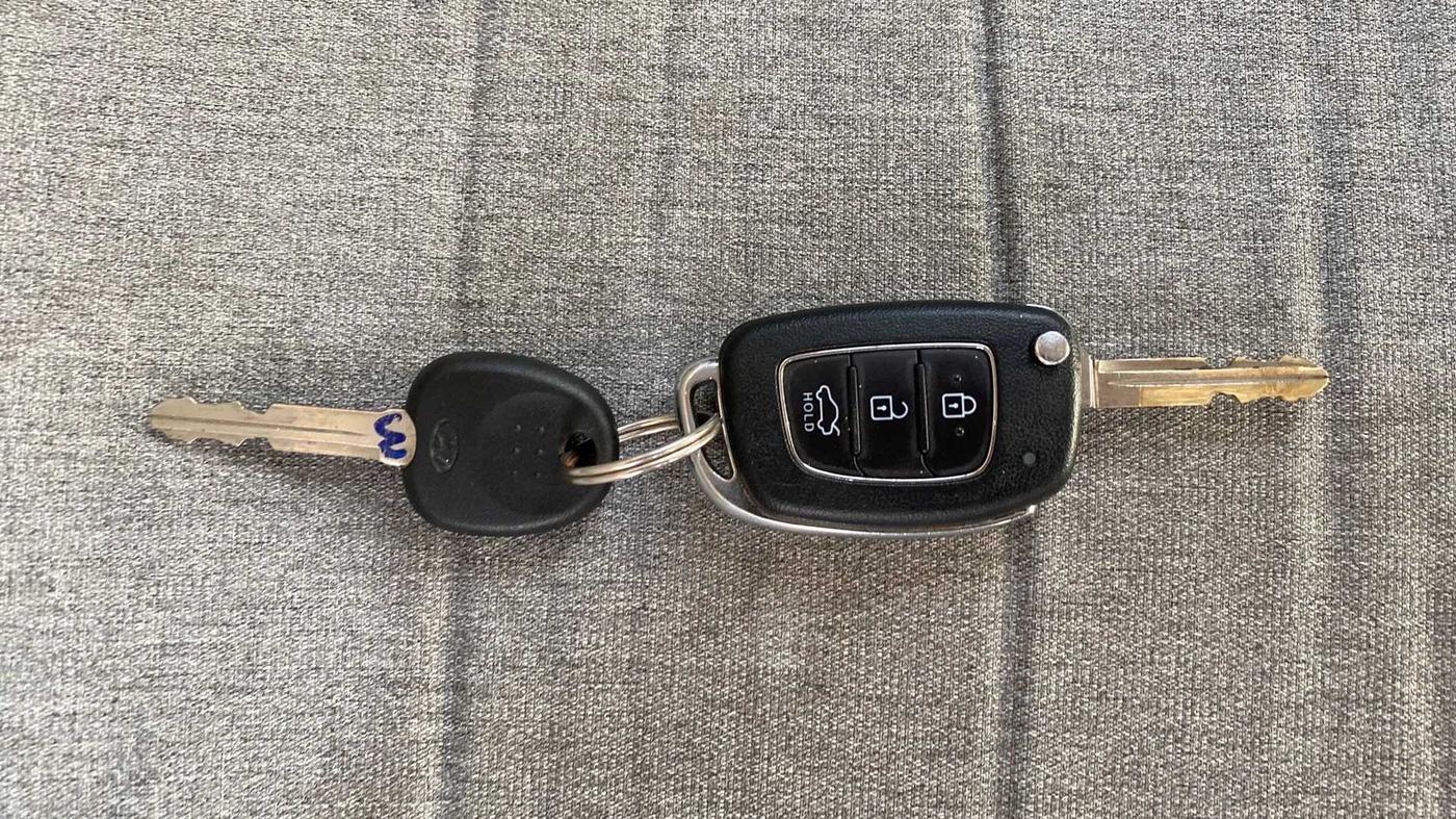 2020 Hyundai GRAND I10 NIOS SPORTZ AMT 1.2 KAPPA VTVT, Petrol, Automatic, 37,438 km, Key Close Up