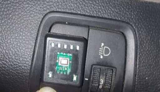 2017 Hyundai Elite i20 MAGNA EXECUTIVE 1.2, CNG, Manual, 1,23,300 km, Dashboard - CNG switch has minor damage
