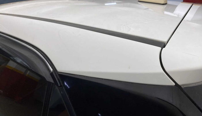 2017 Hyundai Elite i20 MAGNA EXECUTIVE 1.2, CNG, Manual, 1,23,300 km, Left C pillar - Slightly dented