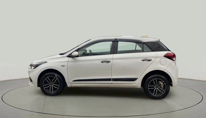 2017 Hyundai Elite i20 MAGNA EXECUTIVE 1.2, CNG, Manual, 1,23,300 km, Left Side