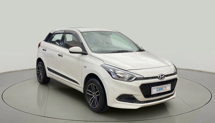 2017 Hyundai Elite i20 MAGNA EXECUTIVE 1.2, CNG, Manual, 1,23,300 km, Right Front Diagonal