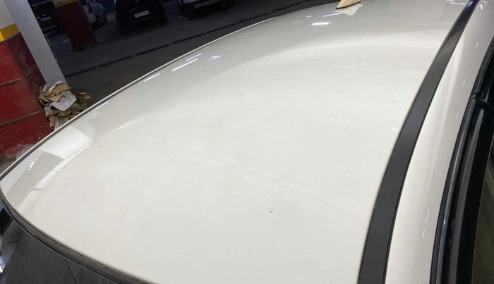 2017 Hyundai Elite i20 MAGNA EXECUTIVE 1.2, CNG, Manual, 1,23,300 km, Roof - Slightly dented