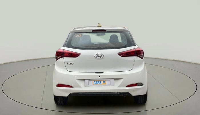 2017 Hyundai Elite i20 MAGNA EXECUTIVE 1.2, CNG, Manual, 1,23,300 km, Back/Rear