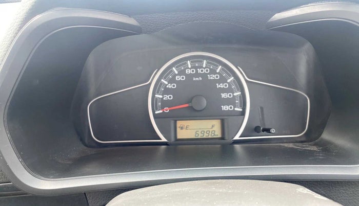 2022 Maruti Alto LXI O, Petrol, Manual, 6,996 km, Odometer Image
