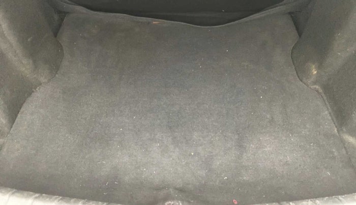 2017 Tata TIGOR XM PETROL, Petrol, Manual, 40,136 km, Boot Inside