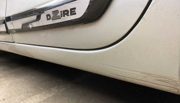 2017 Maruti Dzire VXI, Petrol, Manual, 49,389 km, Left running board - Slightly dented