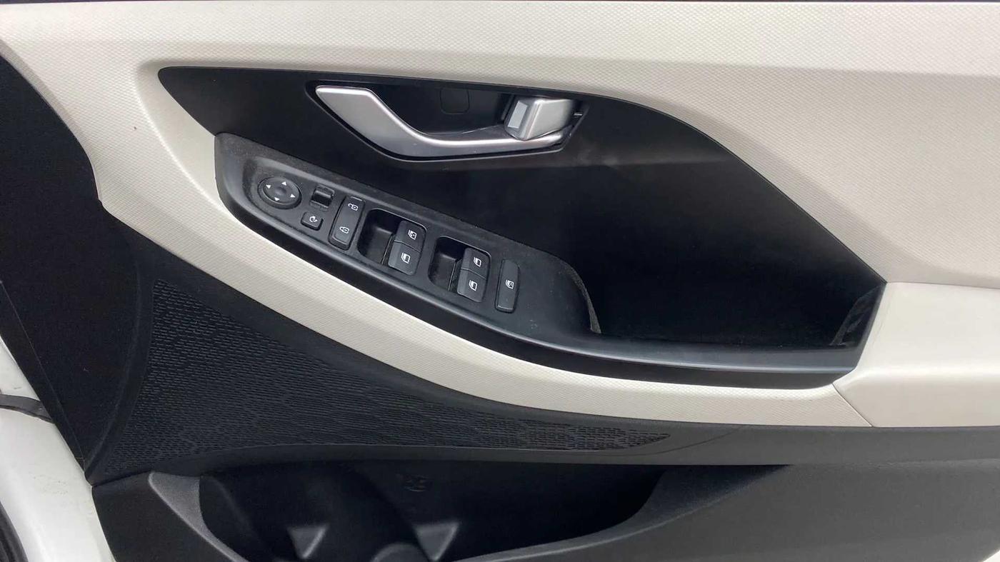 2020 Hyundai Creta SX IVT 1.5 PETROL, Petrol, Automatic, 30,936 km, Driver Side Door Panels Control
