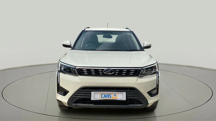 2021 Mahindra XUV300 W6 1.5 DIESEL, Diesel, Manual, 26,656 km, Front