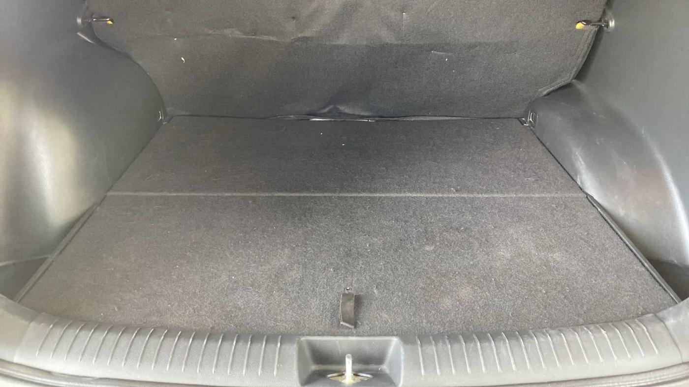 2017 Hyundai Creta SX PLUS 1.6 PETROL, Petrol, Manual, 59,304 km, Boot Inside