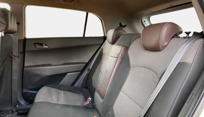 2017 Hyundai Creta SX PLUS 1.6 PETROL, Petrol, Manual, 59,304 km, Right Side Rear Door Cabin